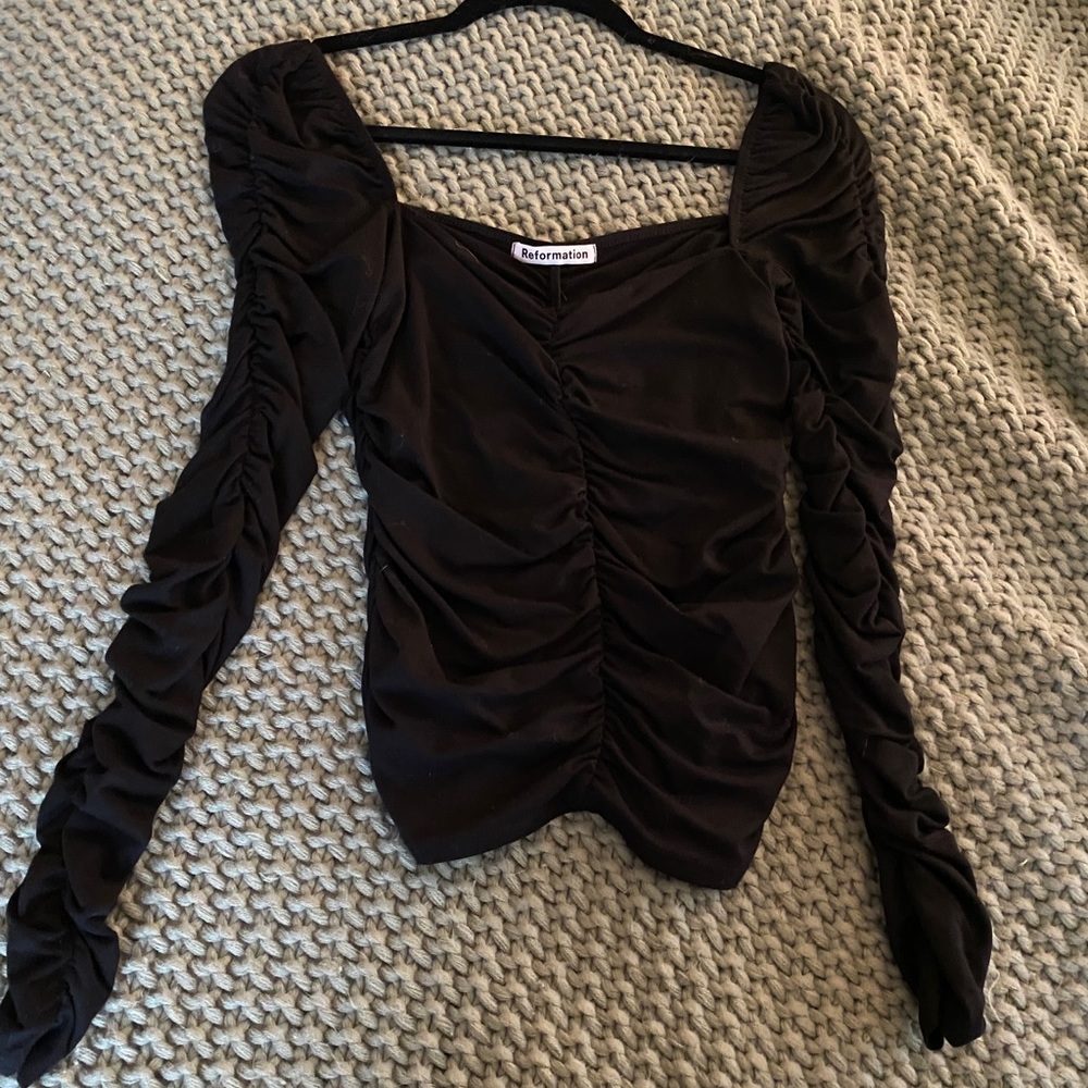 Esra Top - Picture 3 of 3